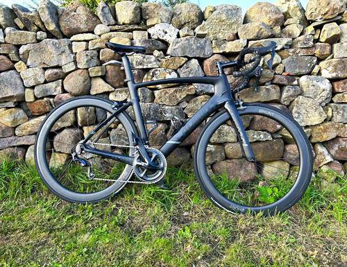 Planet 130e carbon fibre - planet,