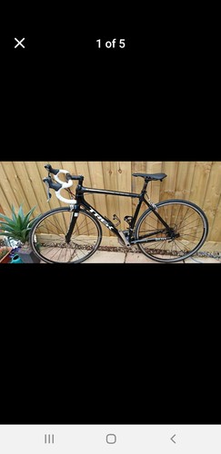 Trek 56cm carbon - carbon, road